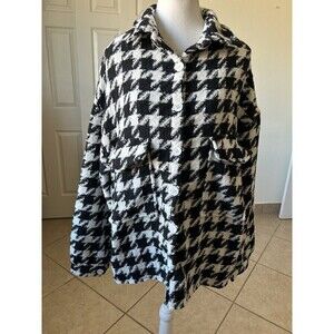 DQ STORE Womens Coat Black White Crown Foot Print Size Small